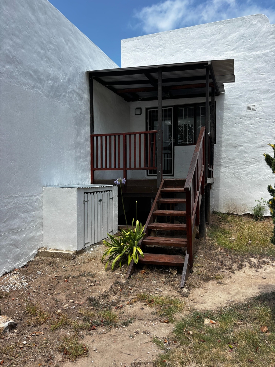 1 Bedroom Property for Sale in Plettenberg Bay Central Western Cape